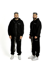 Load image into Gallery viewer, BLACK EMBROIDERY ZIP-HOODIE
